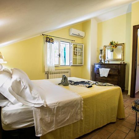 Le Raganelle Otel Oneglia Dış mekan fotoğraf