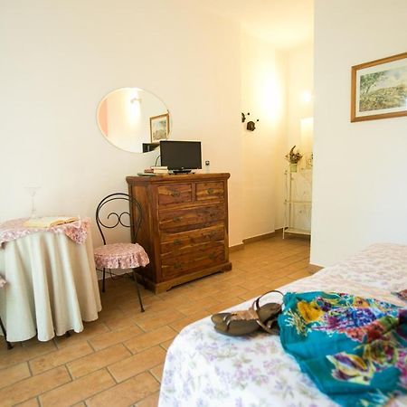 Le Raganelle Otel Oneglia Dış mekan fotoğraf