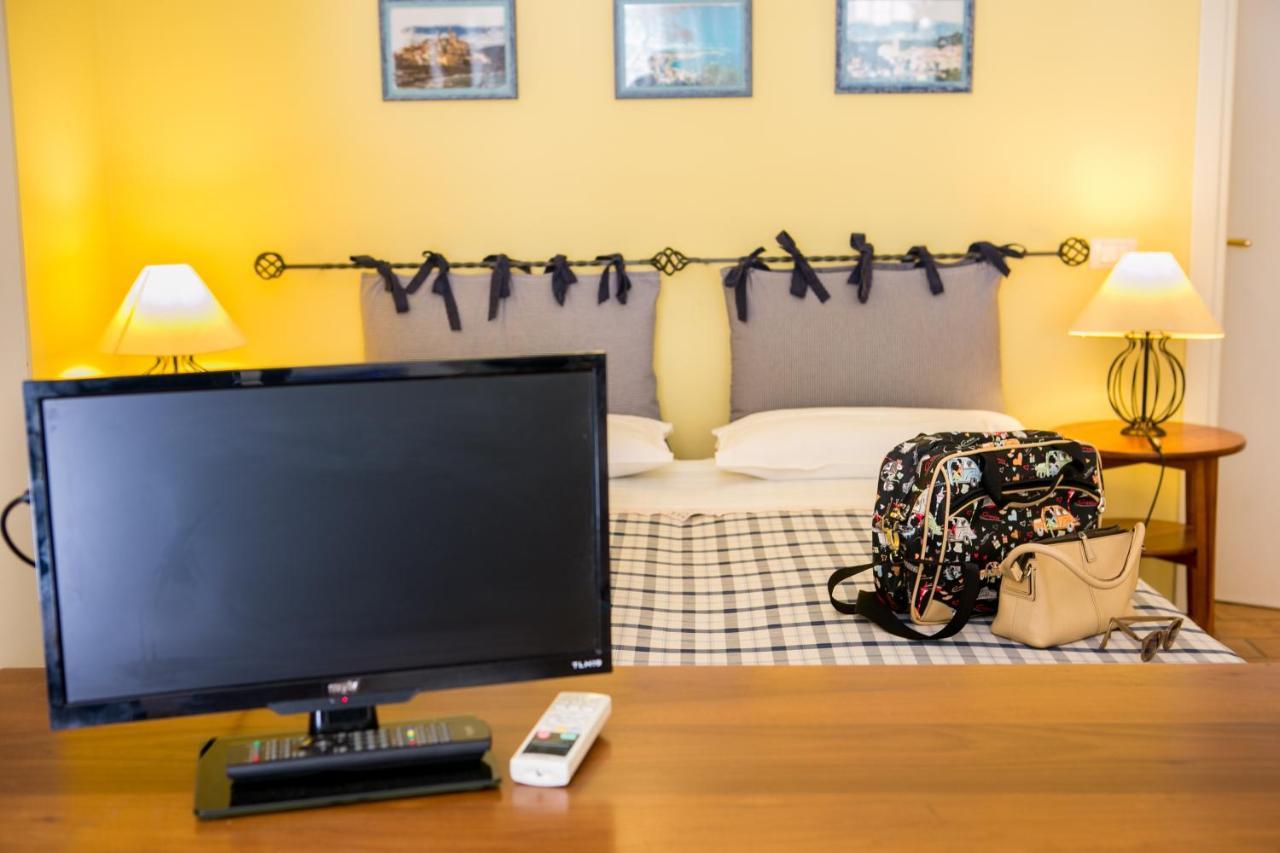 Le Raganelle Otel Oneglia Dış mekan fotoğraf
