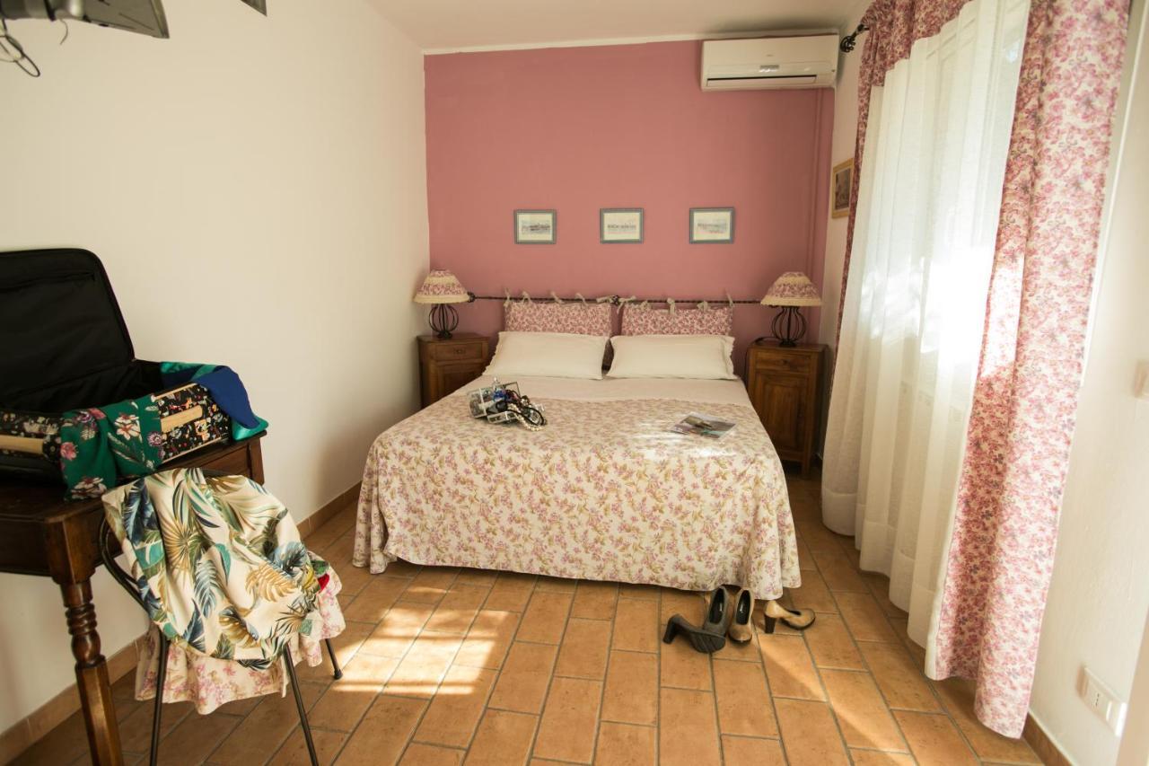 Le Raganelle Otel Oneglia Dış mekan fotoğraf